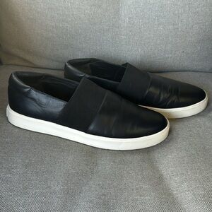 Vince Corbin Slip On Black Leather Sneakers Women's Size 9.5